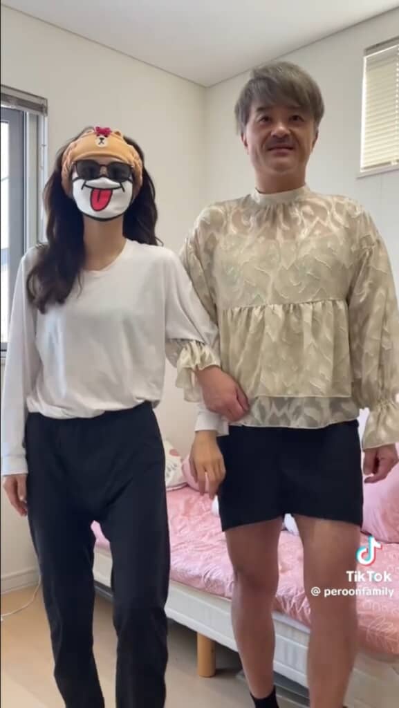 娘と父で服を交換